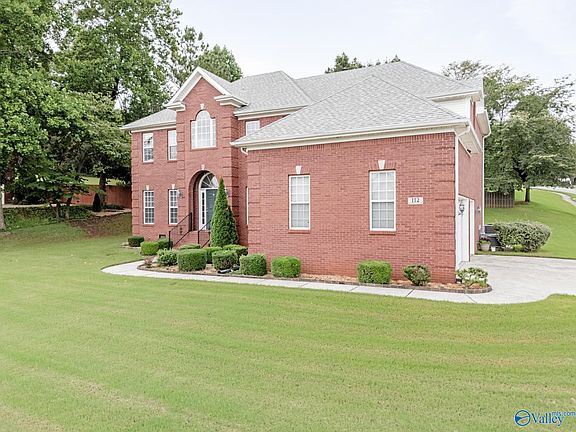 3rd image of 112 Rainbow Glen Cir