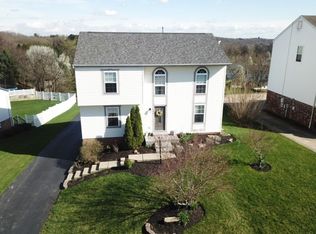 304 Holly Ridge Dr, Glenshaw, PA