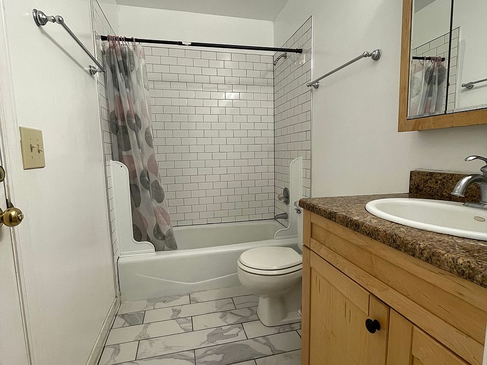 1st image of 615 Morehead Ave #F