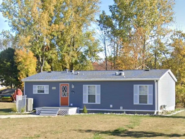 6364 Lee Dr, Caseville, MI 48725