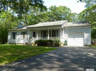 324 Auborn Ave, Shirley, NY 11967