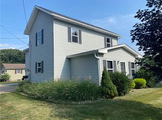 231 4th St SE, New Philadelphia, OH 44663