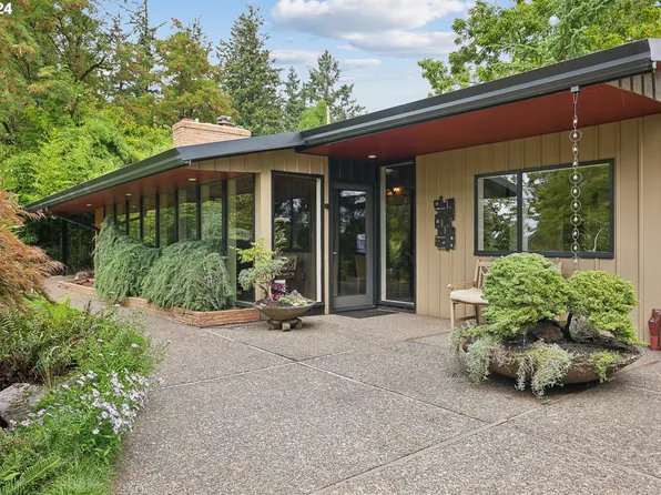 5655 SE Harney Dr, Portland, OR 97206