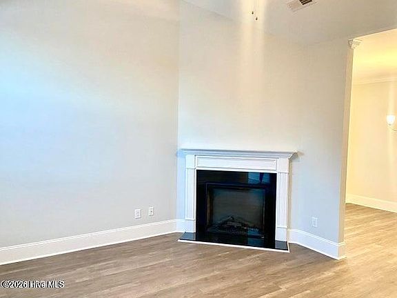 2nd image of 3209 Gordon Dr #A