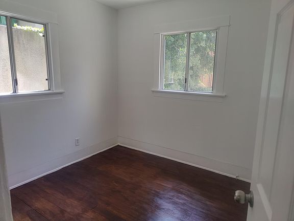 4th image of 606 Milford St #608