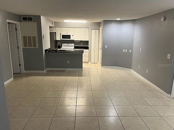 3rd image of 2207 ANTIGUA PLACE #715