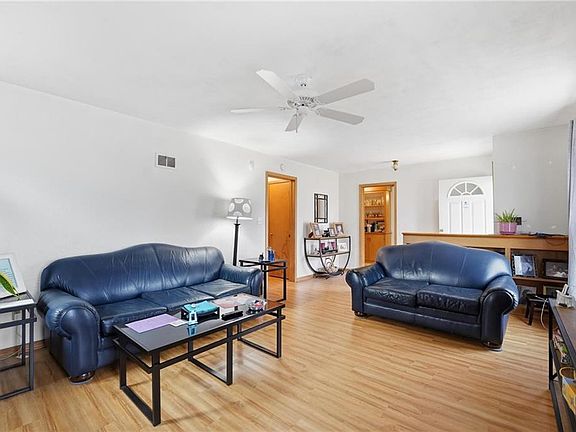 5th image of 11418 Orchard Rd