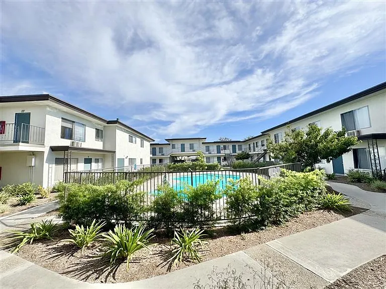 11075 Westminster Ave — Photo 20