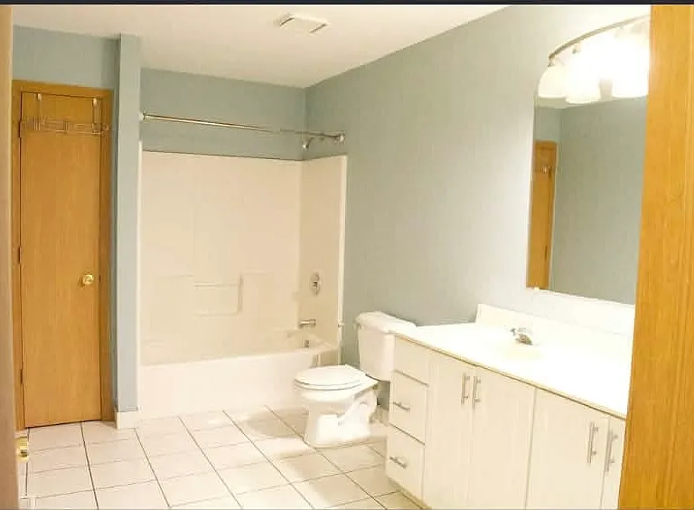 2921 Gilboa Ave — Photo 4