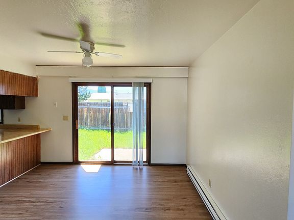 5th image of 2205-2224 Central Pl #2206A