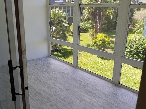 5th image of 1901 Indian River Blvd APT E202