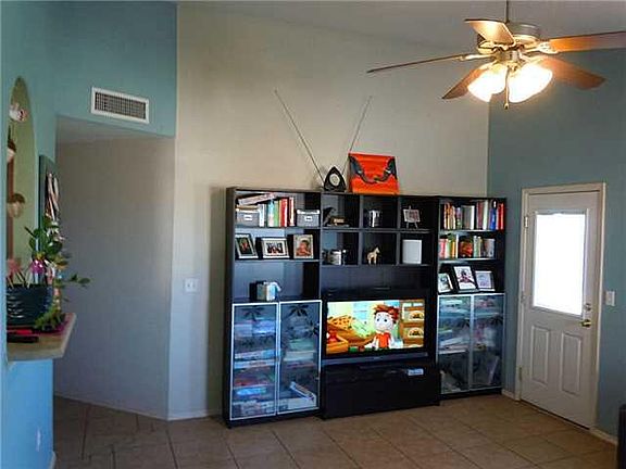 4th image of 10761 Blue Sage Cir