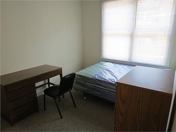 5th image of 610 W Elm St #Bd3285c5f