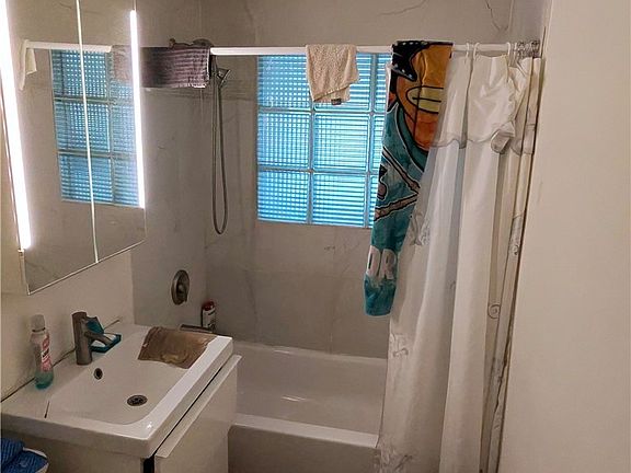5th image of 1217 S 10th St