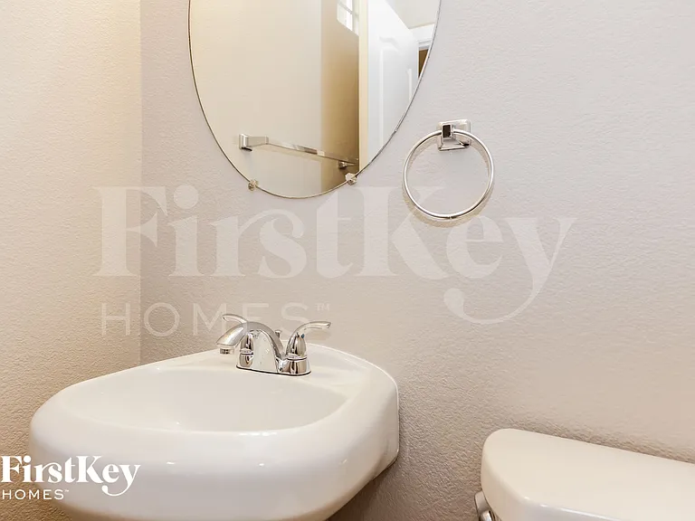 10772 Manchester Park Dr — Photo 15