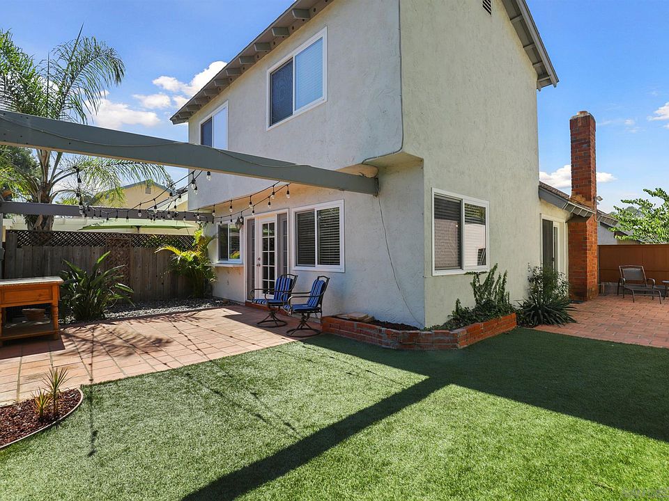 1st image of 10784 Esmeraldas Dr