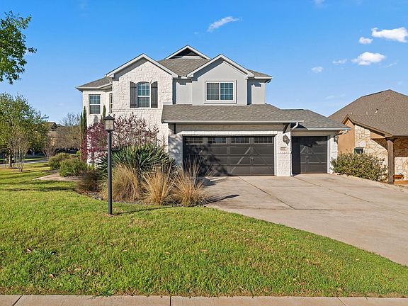 2nd image of 102 Waverly Spire Ct
