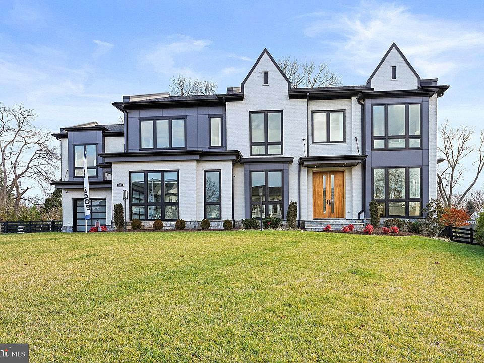 1st image of 6506 Halls Farm Ln