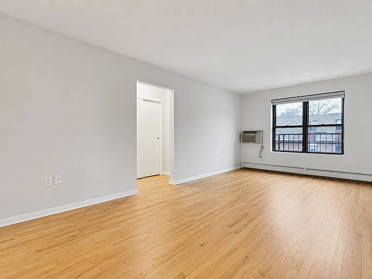 163 Main St #5B — Photo 4
