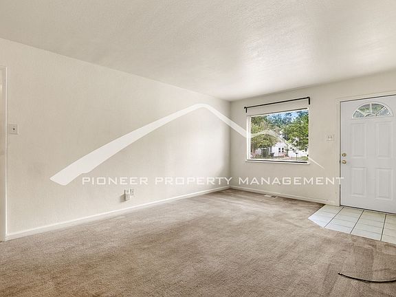 3rd image of 3273 S Forest St