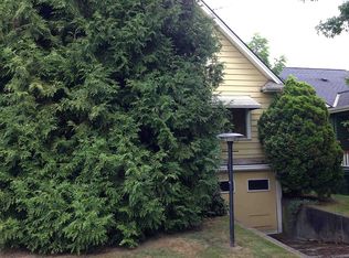 5752 34th Ave NE, Seattle, WA 98105