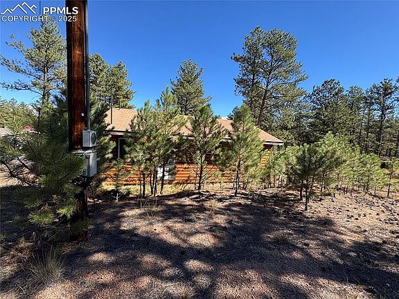 2nd image of 382 Blue Mountain Dr