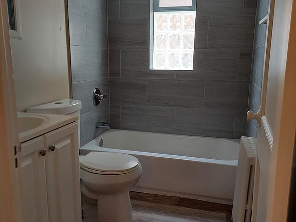 3rd image of 7163 Eastlawn Dr