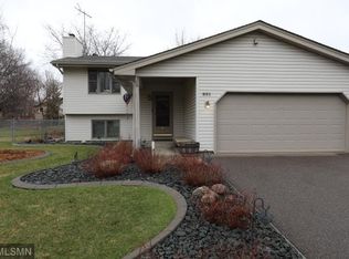 931 124th Ln NW, Coon Rapids, MN 55448