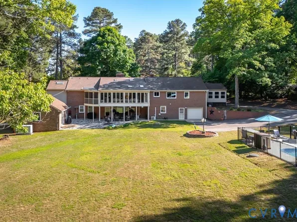 18522 Goode Ln, Dinwiddie, VA 23841
