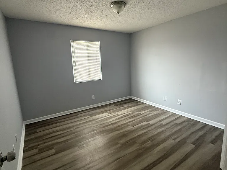 4401 Patton Rd SW #5 — Photo 3