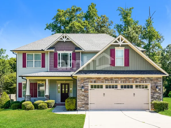 354 Neuse Landing Dr, Clayton, NC 27527