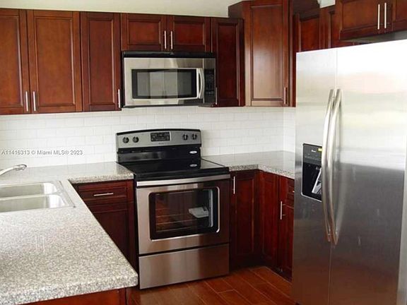 3rd image of 460 NW 214th St APT 205