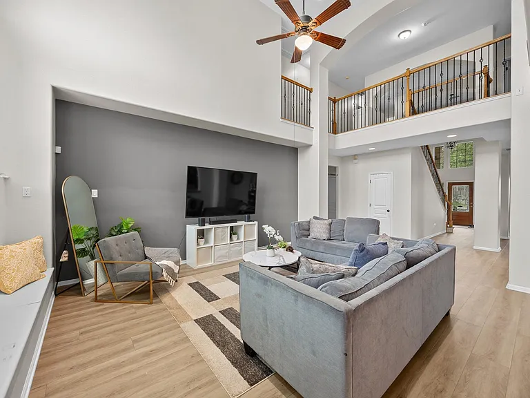 4323 Angelico Ln — Photo 13