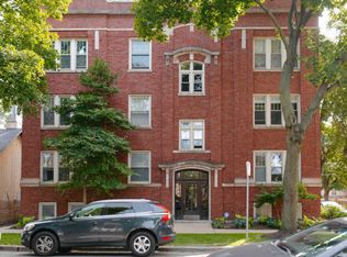 1677 W Olive Ave #2, Chicago, IL 60660