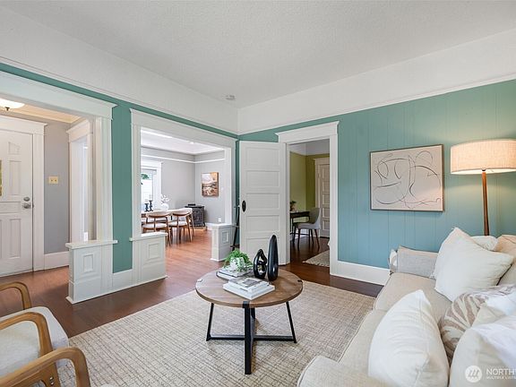 3rd image of 6717 26th Avenue NW