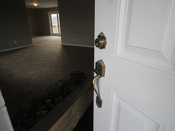 3rd image of 3523 Kirkfield Dr