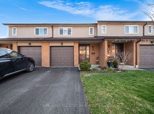 725 Vermouth Ave #43, Mississauga, ON L5A 3X5