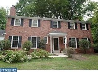 93 Woodstone Ln, Villanova, PA 19085