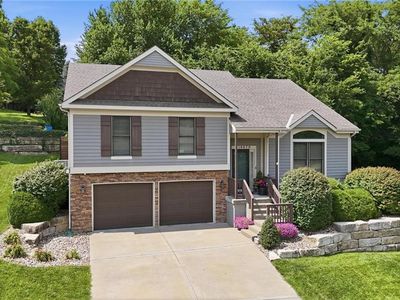 14070 NW 64th Ter, Parkville, MO, 64152