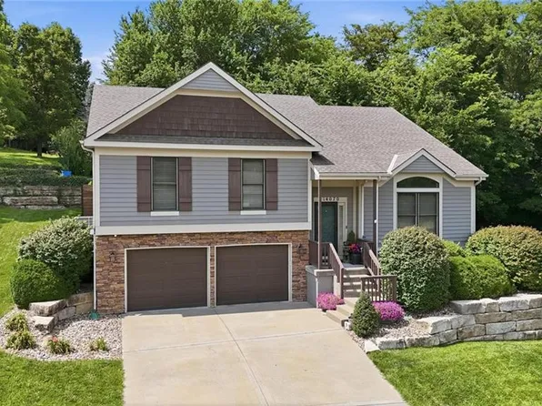 14070 NW 64th Ter, Parkville, MO 64152