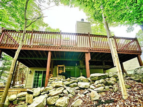 2nd image of 520 Eagle Dr