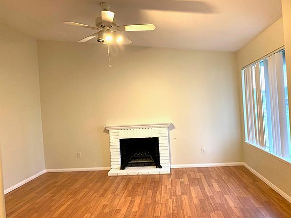 3rd image of 1316 Live Oak Ct