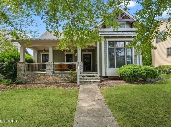 642 Bobcat Run Dr, Loudon, TN 37774