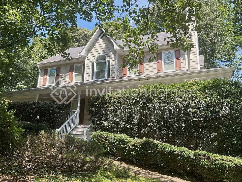 1st image of 203 Dene Dr