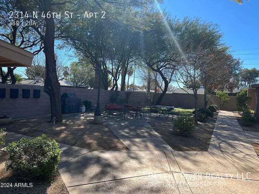2314 N 46th ST Apt 2, Phoenix, AZ 85008 — Photo 3