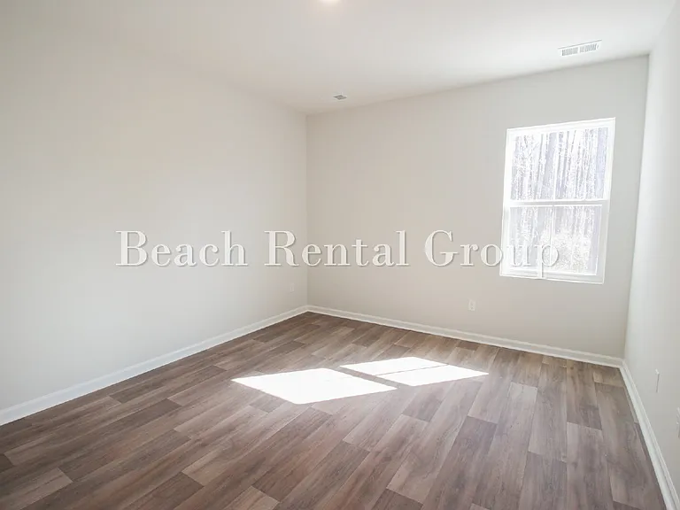 1320 Speedway St — Photo 14