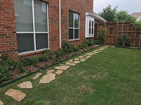 2nd image of 7618 Ravenhill Dr