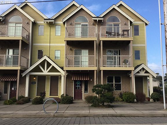 2nd image of 1317 NW 15th St #105