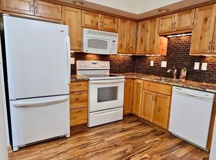 12600 Parkwood Dr APT 208, Burnsville, MN 55337