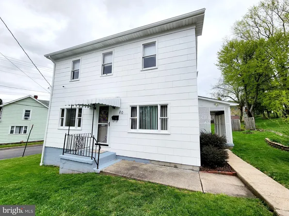 20 Hill St, Frostburg, MD 21532